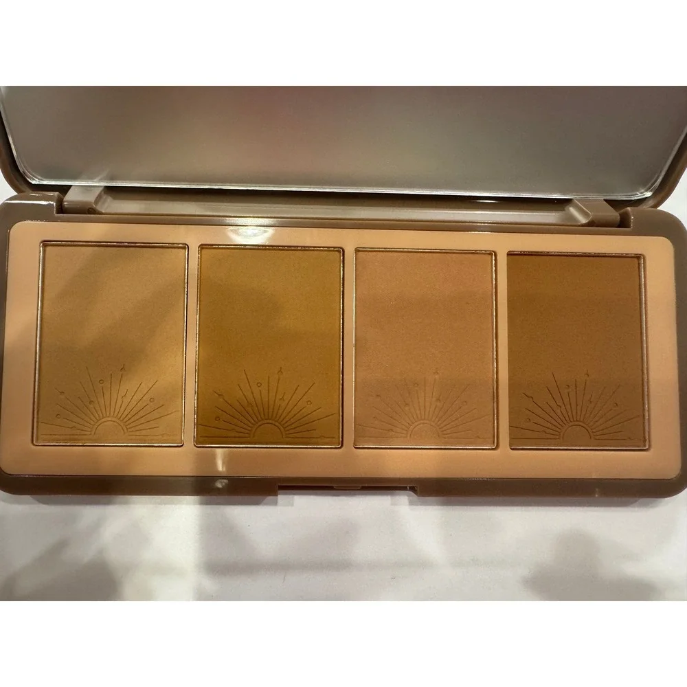 Pinky B Beauty Hot Commodity Bronzer Palette Womens OS Brown‎ 4 Shade Glow Kit